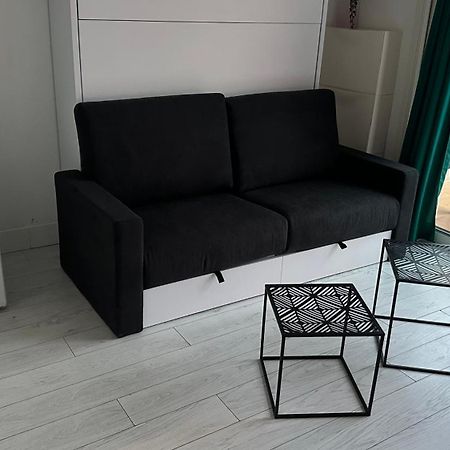 Lumineux studio vue mer Sainte-Maxime Extérieur photo